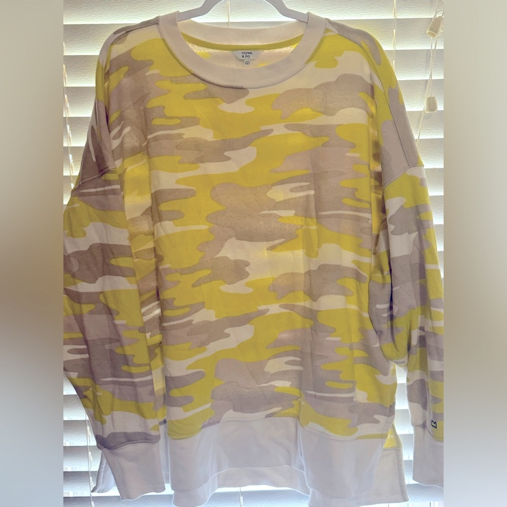 Crown and Ivy sweatshirt tunic
